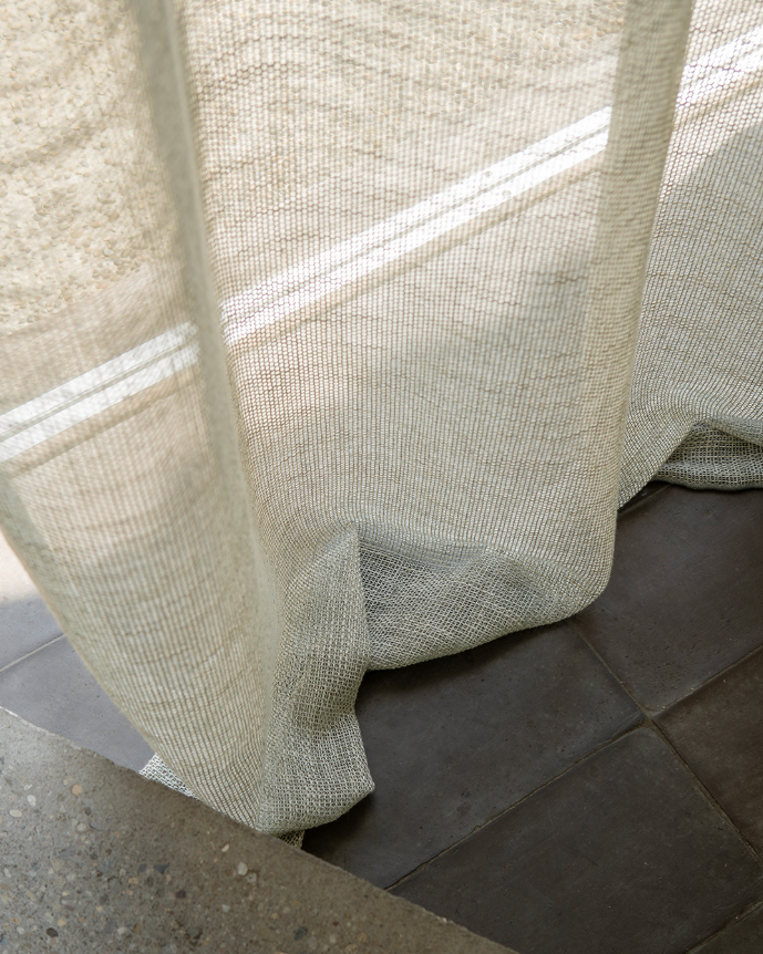 BrusselsHuis_fabrics_chivasso overgordijnen inbetween